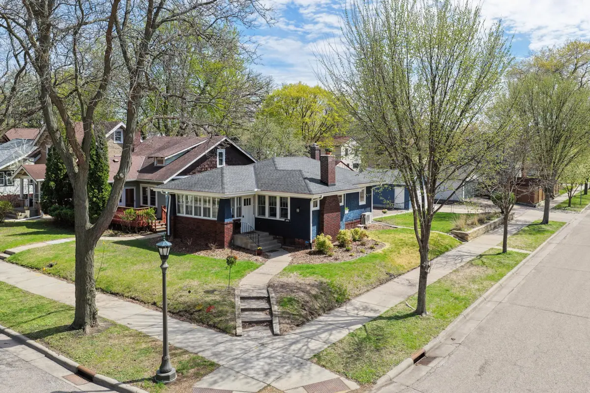 1692 Stanford Avenue, Saint Paul, MN 55105 - #1