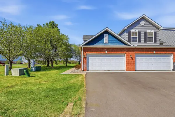 8507 Grove Circle, Shakopee, MN 55379