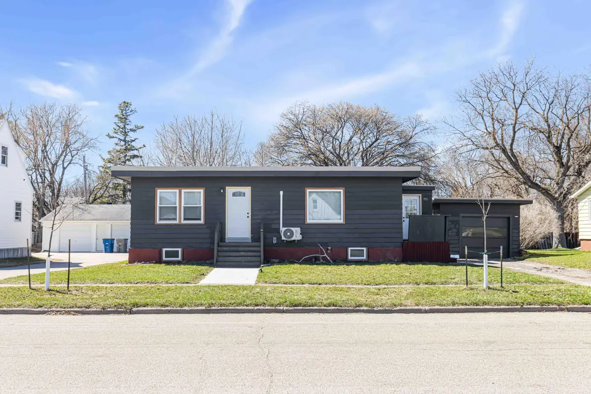 713 13th Street N, Moorhead, MN 56560 - #1