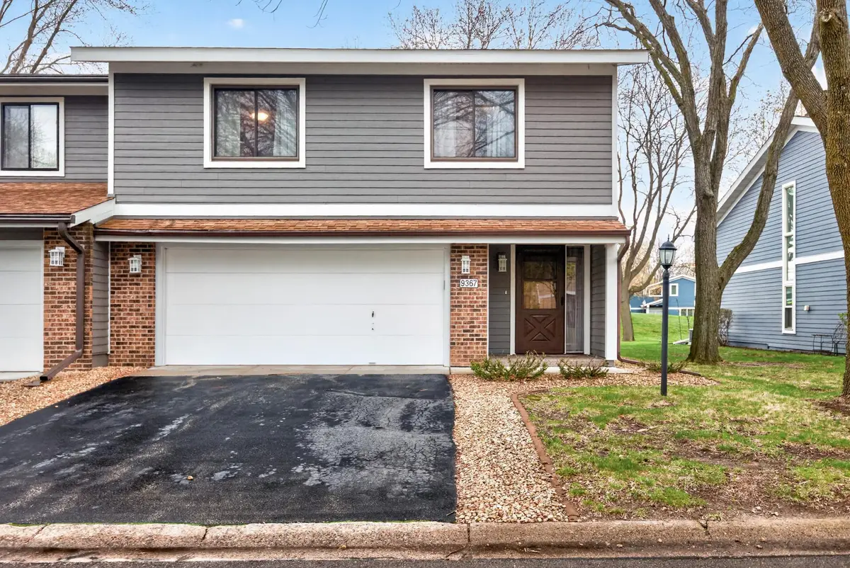 9367 Nesbitt Road, Bloomington, MN 55437 - #1