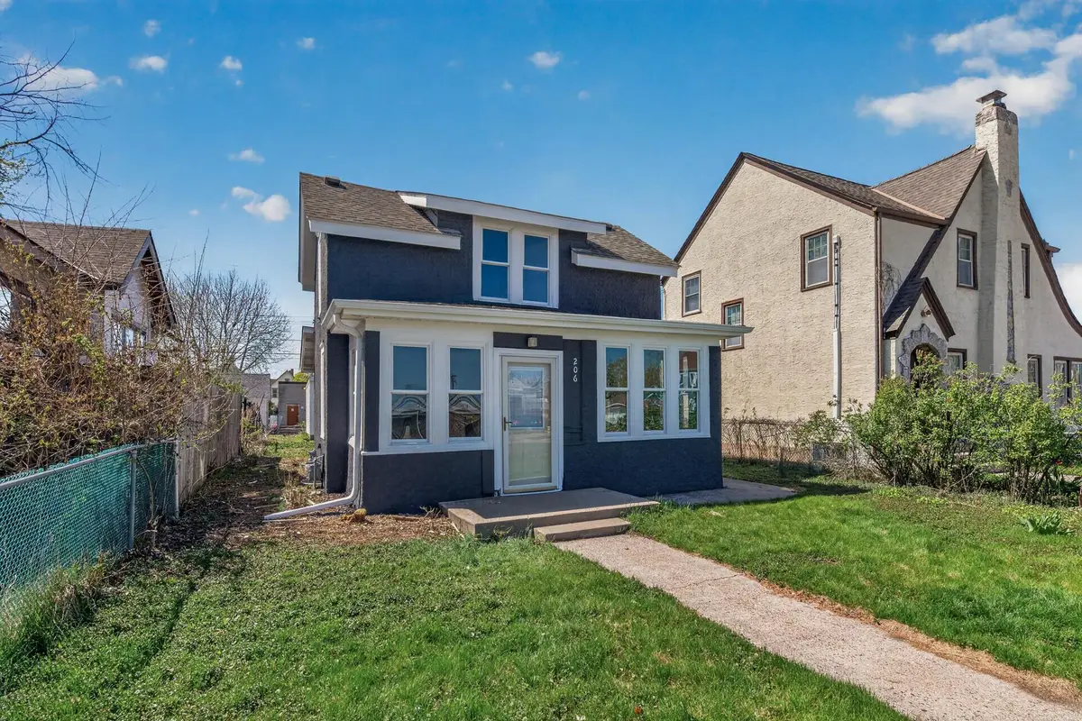 206 6th Avenue S, South Saint Paul, MN 55075 - #1