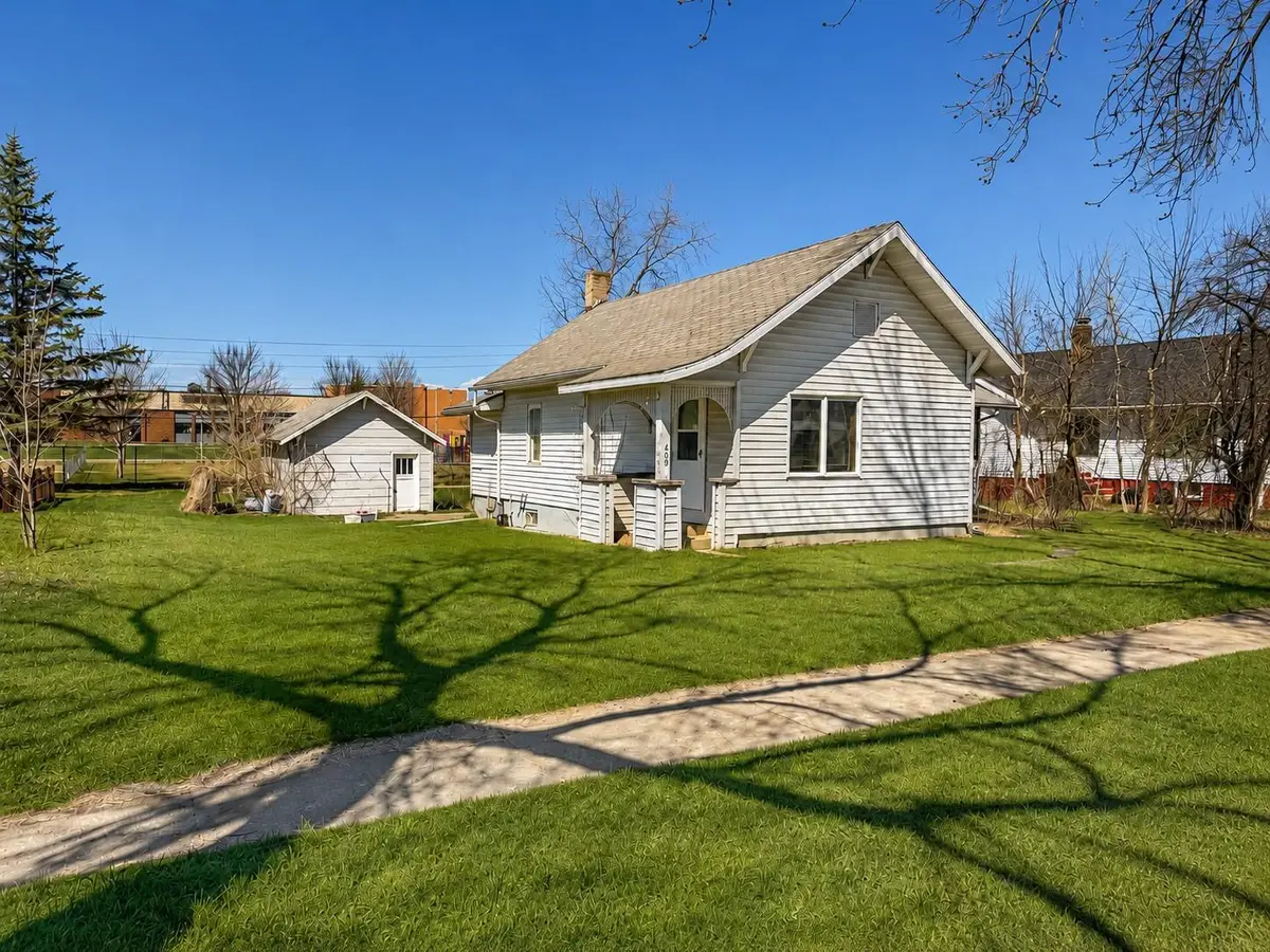 409 5th Street Ne, Staples, MN 56479 - #1