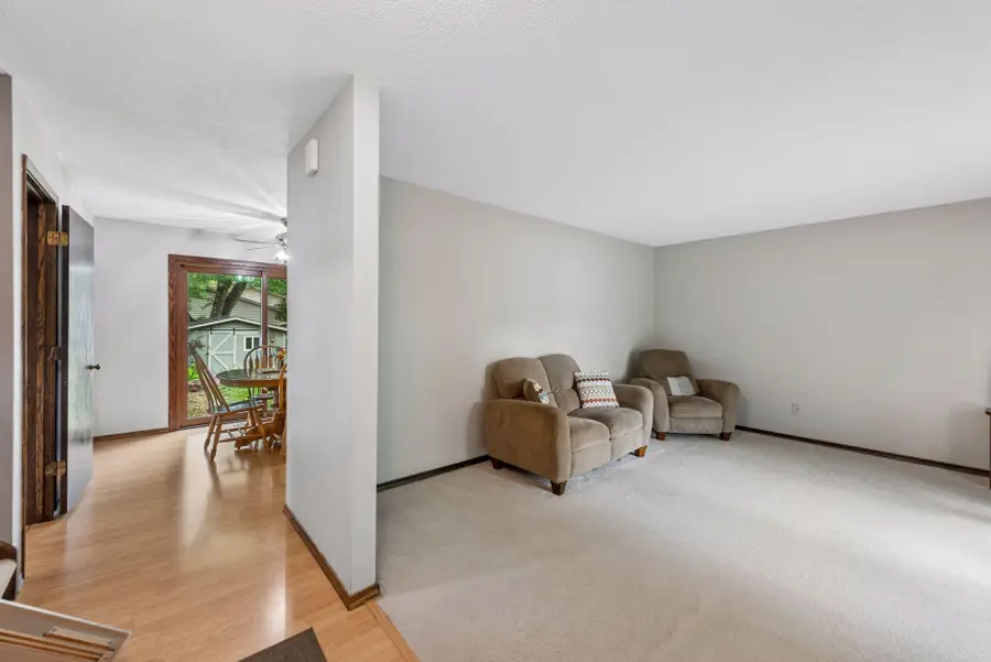 6966 Inskip Avenue S, Cottage Grove, MN 55016 - #3