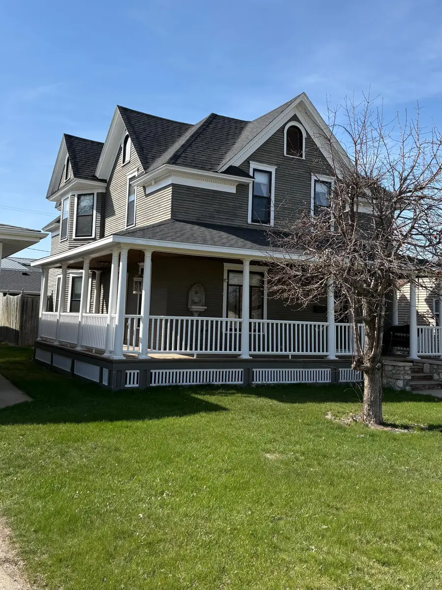 712 Burke Avenue, Harvey, ND 58341 - #3