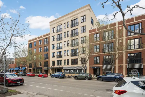 212 N 1st Street #202, Minneapolis, MN 55401