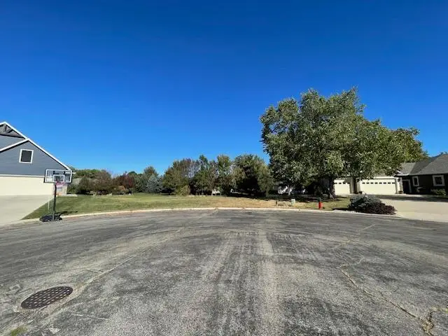 1506 18th Avenue Sw, Austin, MN 55912 - #3