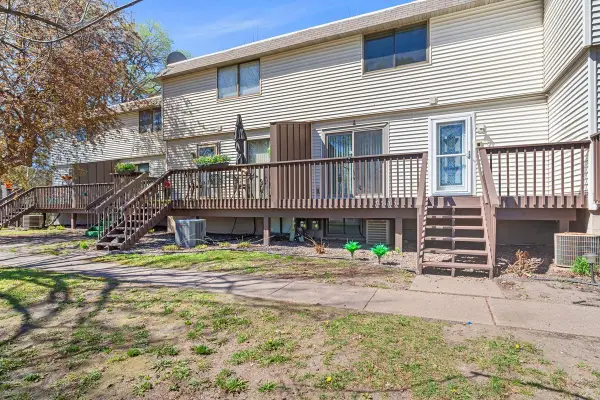 7505 62nd Court N, Brooklyn Park, MN 55428