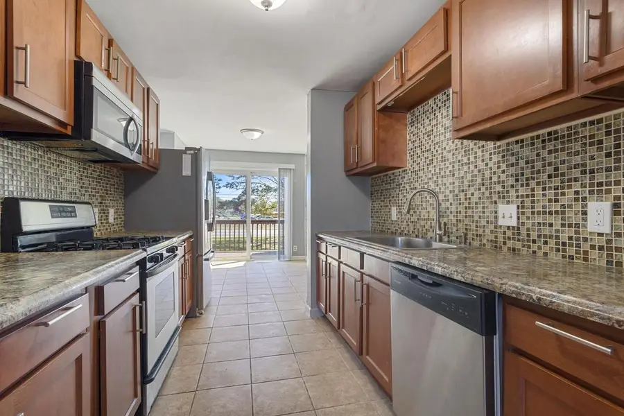 7505 62nd Court N, Brooklyn Park, MN 55428 - #2