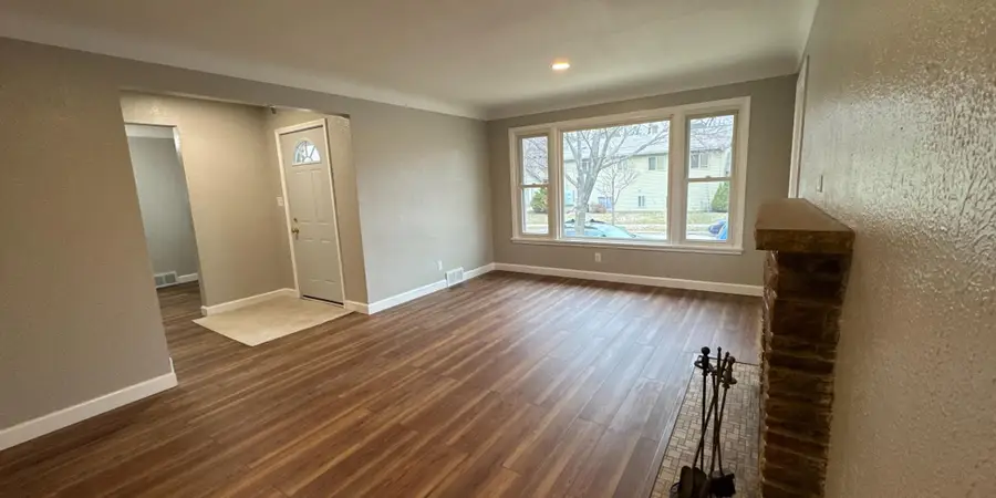 42 Baker Street W, Saint Paul, MN 55107 - #3