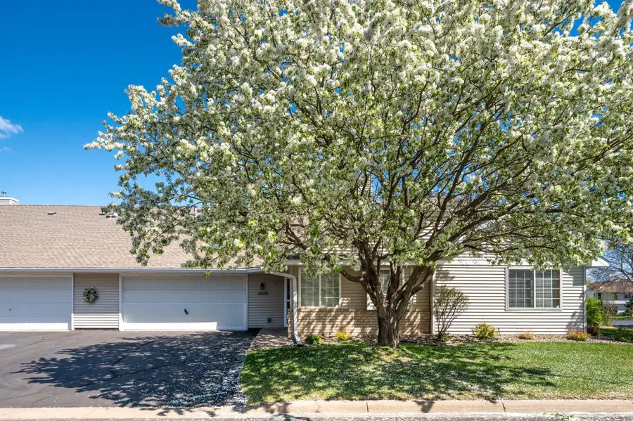 8639 Prestwick Lane N, Brooklyn Park, MN 55443 - #2