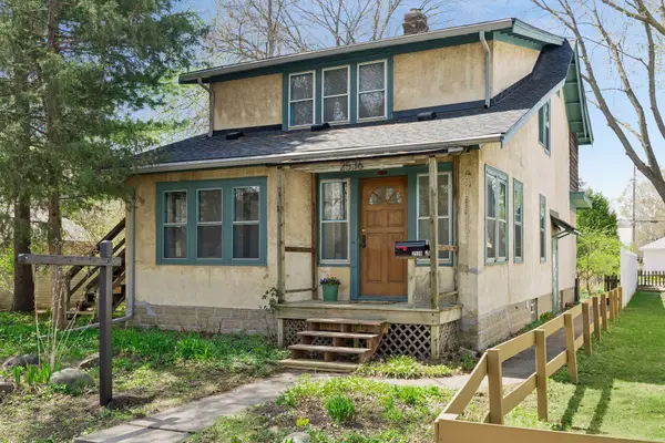 2536 30th Avenue S, Minneapolis, MN 55406