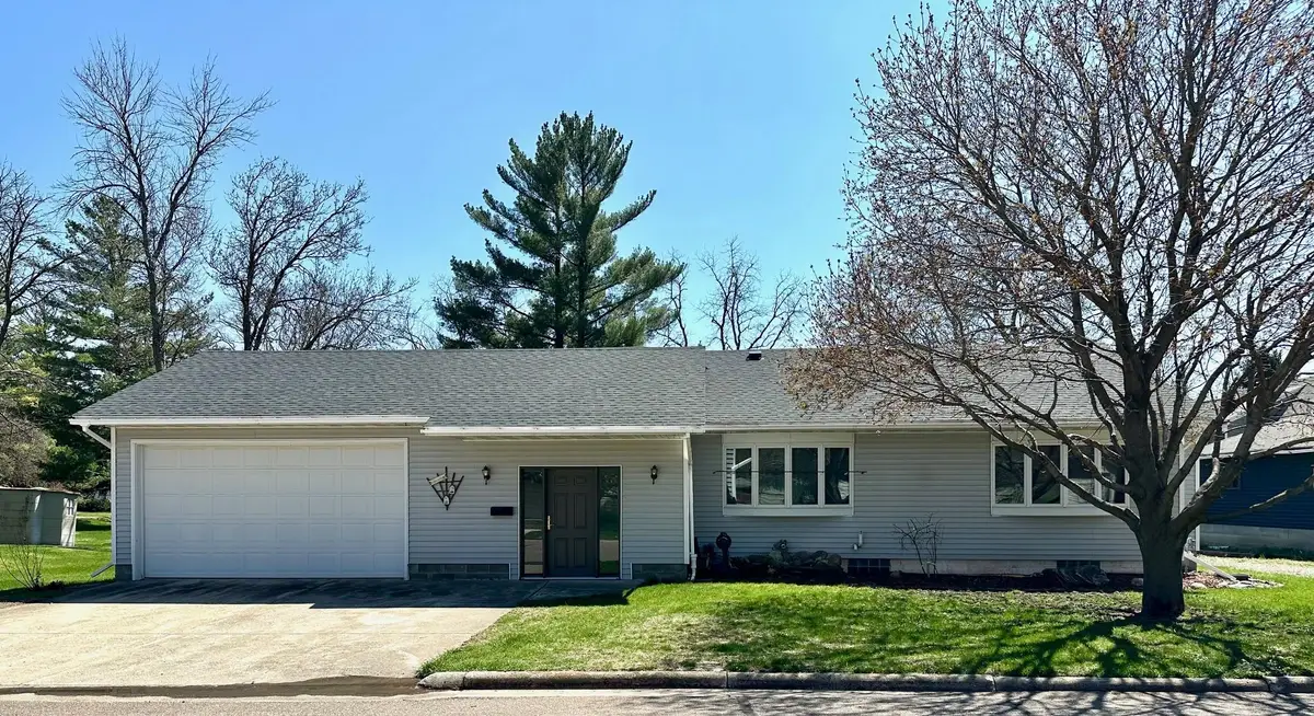 227 2nd Avenue N, Emmons, MN 56029 - #1