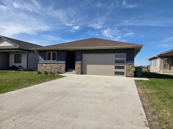 1882 18th Avenue N, Wahpeton, ND 58075
