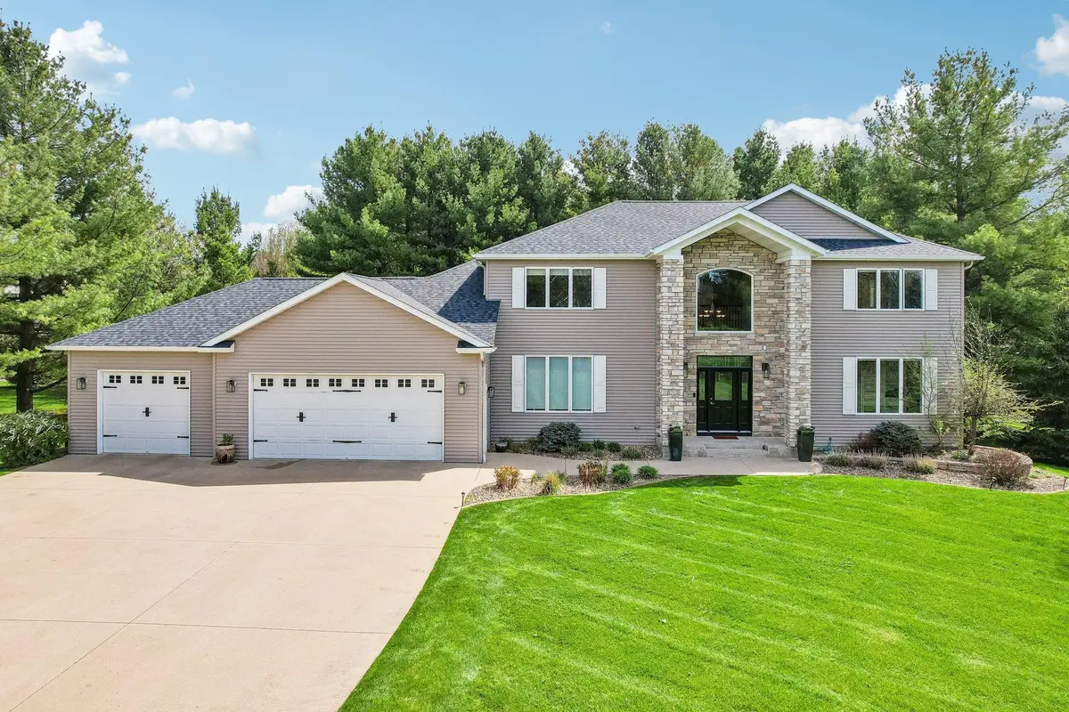 1712 Cedar Crest Road Nw, Rochester, MN 55901 - #1