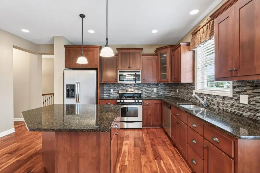 10727 Kingsfield Lane, Woodbury, MN 55129 - #3
