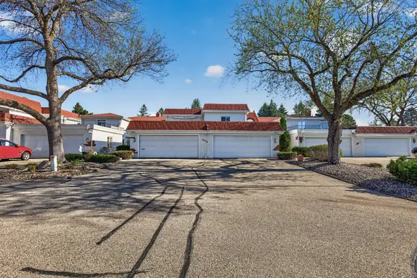 1805 Eagle Ridge Drive #4, Mendota Heights, MN 55118