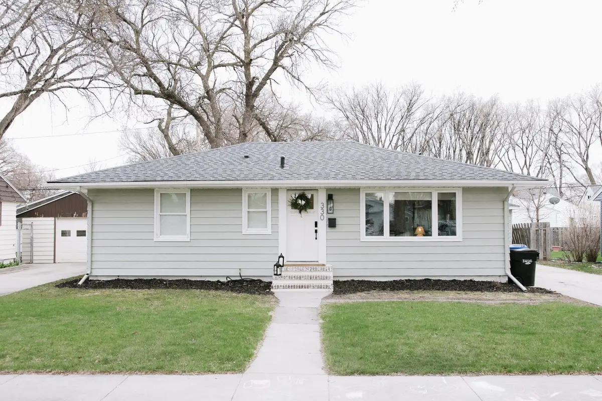 330 21st Avenue N, Fargo, ND 58102 - #1