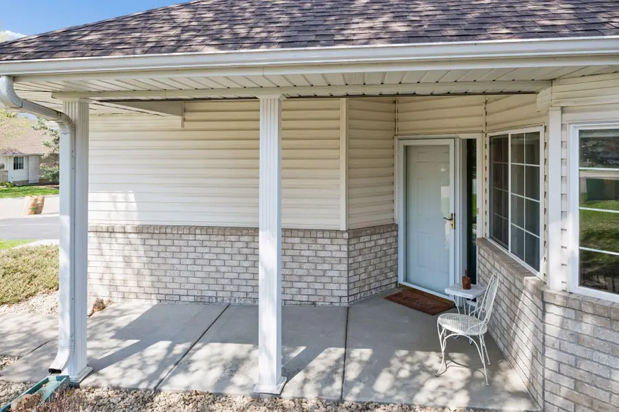 14713 Courtyard Circle, Burnsville, MN 55306 - #3