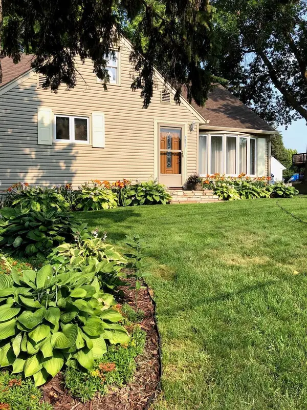 1211 S Mill Street, Fergus Falls, MN 56537
