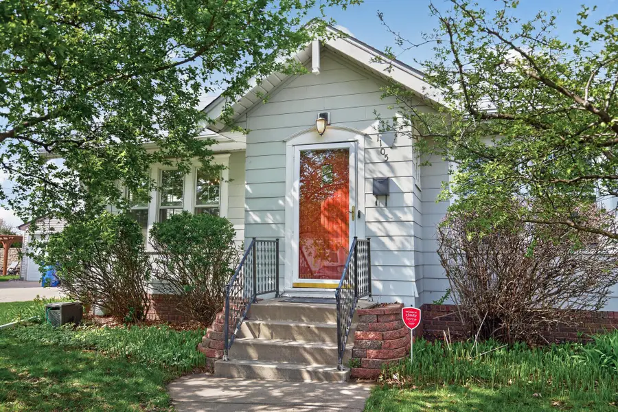 1105 California Avenue W, Saint Paul, MN 55108 - #2