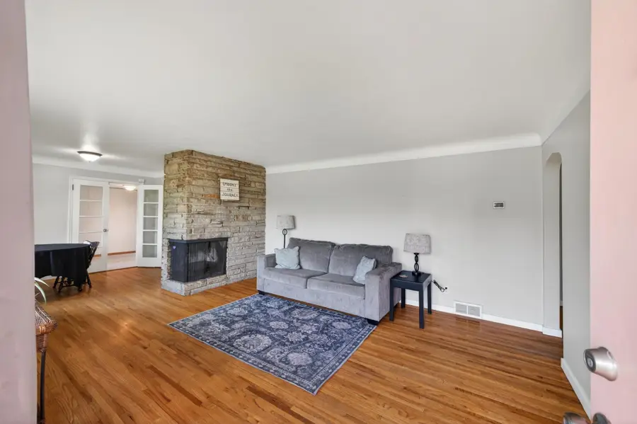 4613 Indiana Avenue N, Robbinsdale, MN 55422 - #3