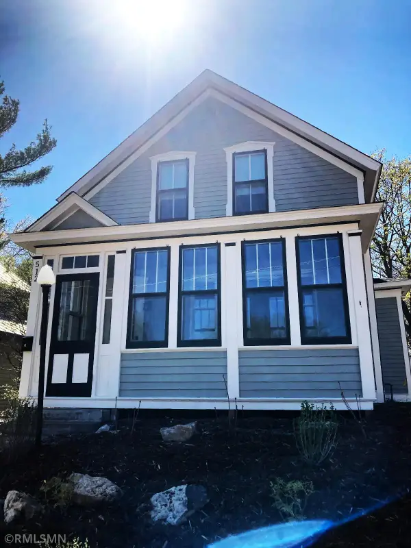 512 5th Street N, Stillwater, MN 55082