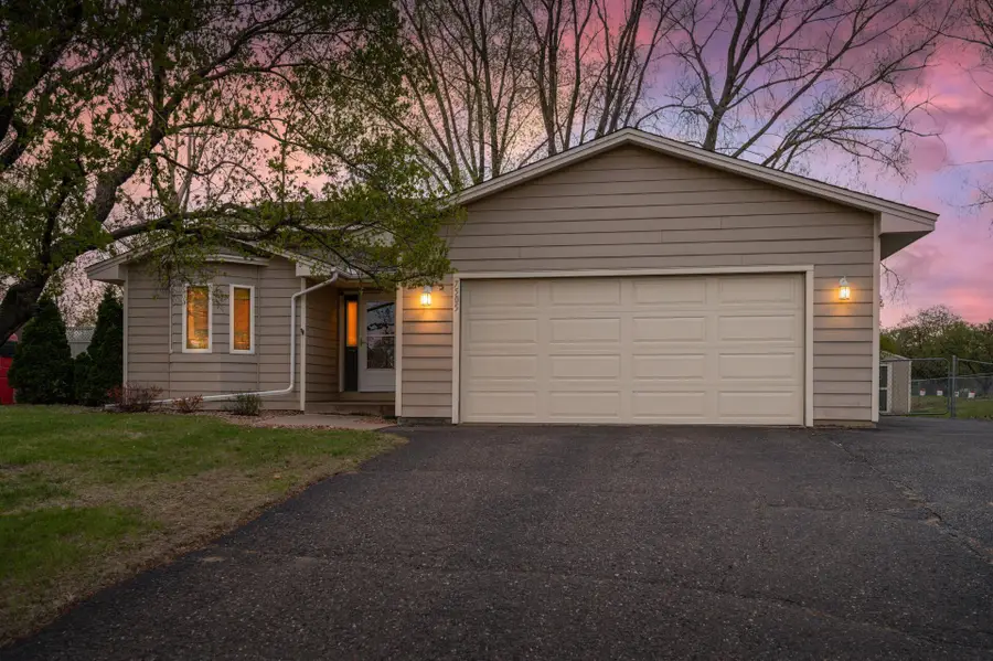 7505 Edgewood Drive, Mounds View, MN 55112 - #3