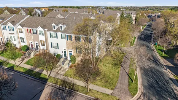 9980 Wildflower Drive, Eden Prairie, MN 55347