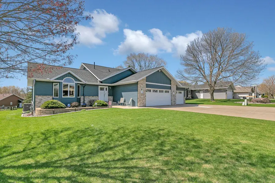 418 15th Street N, Sauk Rapids, MN 56379 - #2