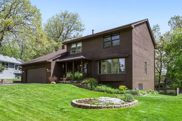 1412 Rushmore Crescent, Burnsville, MN 55306