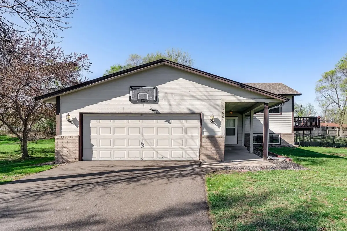 7637 Fairfield Road, Brooklyn Park, MN 55444 - #1