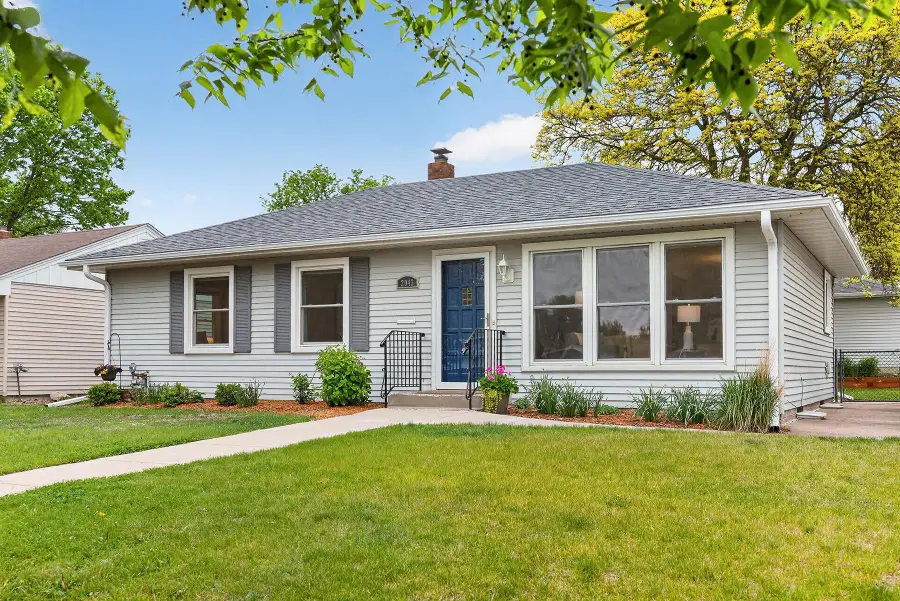 2043 Ramlow Place, Saint Paul, MN 55116 - #2
