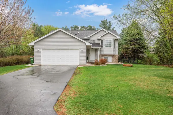 9043 Waconia Street Ne, Blaine, MN 55449