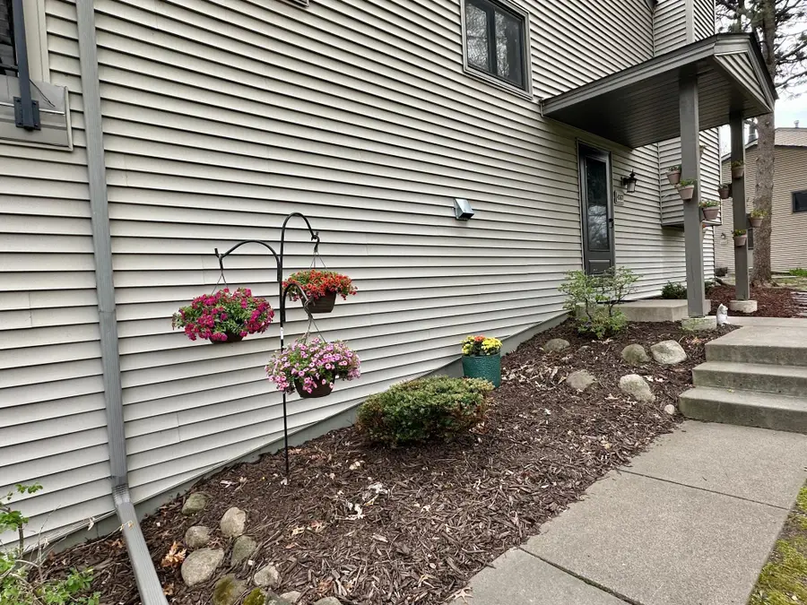 4367 Arden View Court, Arden Hills, MN 55112 - #2