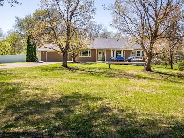 9803 Hall Avenue Ne, Monticello, MN 55362
