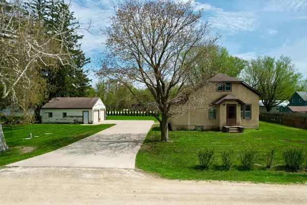 7522 Salley Street Nw, Oronoco, MN 55960