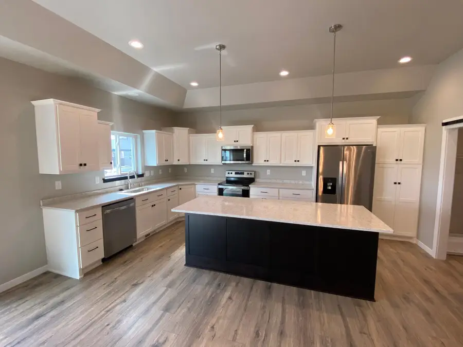 116 18th Street Se, Barnesville, MN 56514 - #2