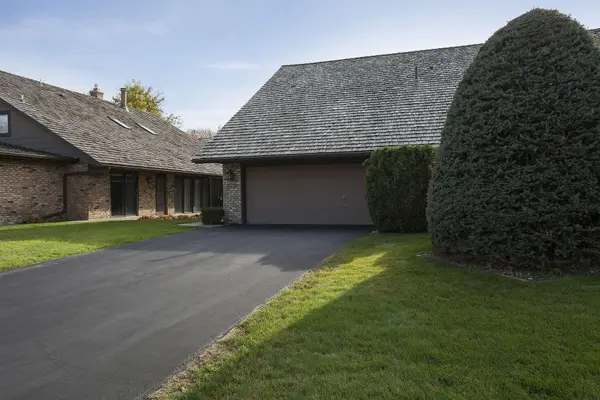 17901 Comstock Road, Wayzata, MN 55391