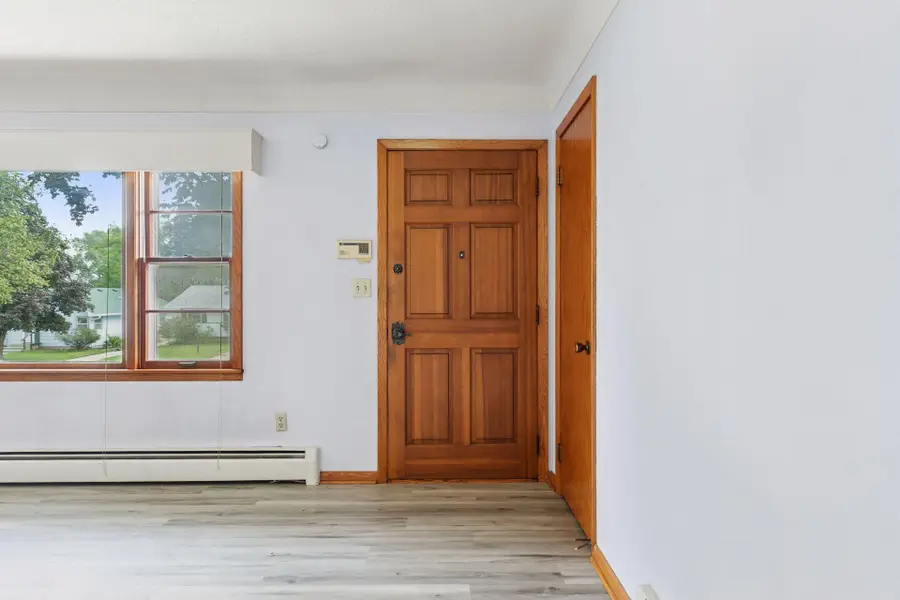 1434 8th Avenue S, South Saint Paul, MN 55075 - #2