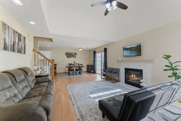 8706 Quarry Ridge Lane #D, Woodbury, MN 55125