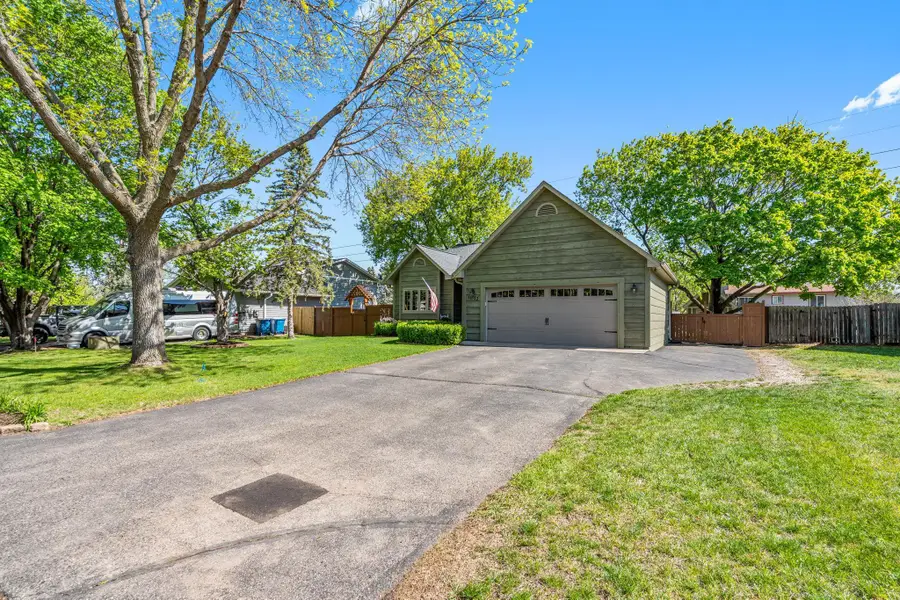 11532 Oregon Avenue N, Champlin, MN 55316 - #2