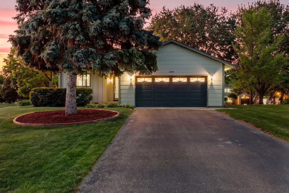 1009 Gramsey Place, Burnsville, MN 55306 - #1