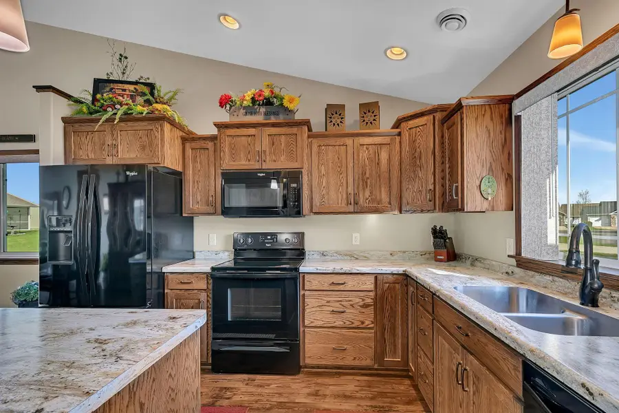 153 Glenview Loop, Saint Cloud, MN 56303 - #3