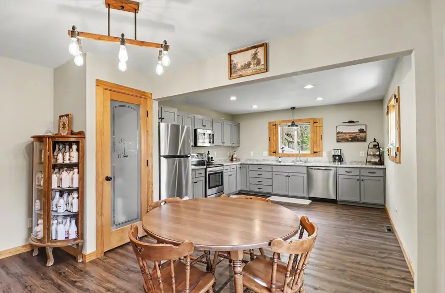 305 Oak Avenue Se, Montgomery, MN 56069 - #3