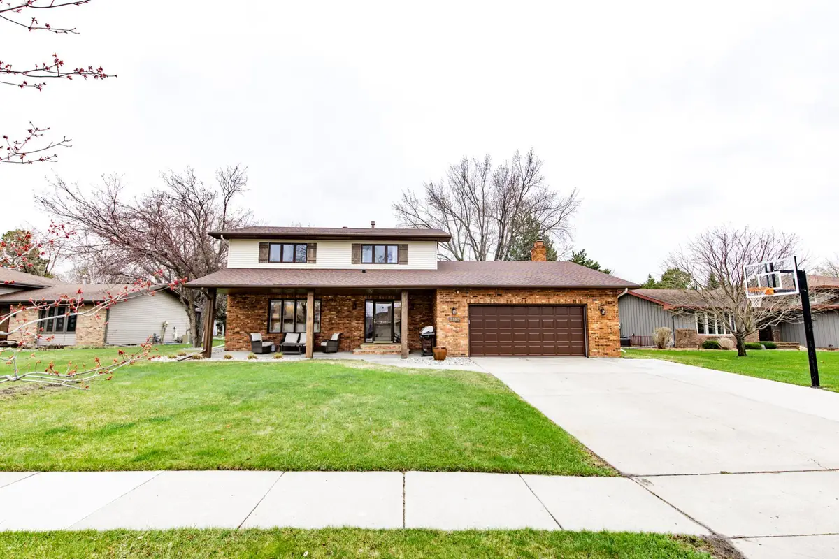 3701 Fairway Road N, Fargo, ND 58102 - #1