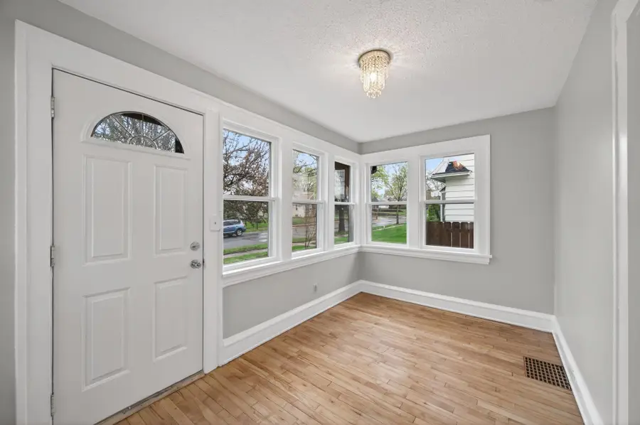 4043 Madison Street Ne, Columbia Heights, MN 55421 - #3