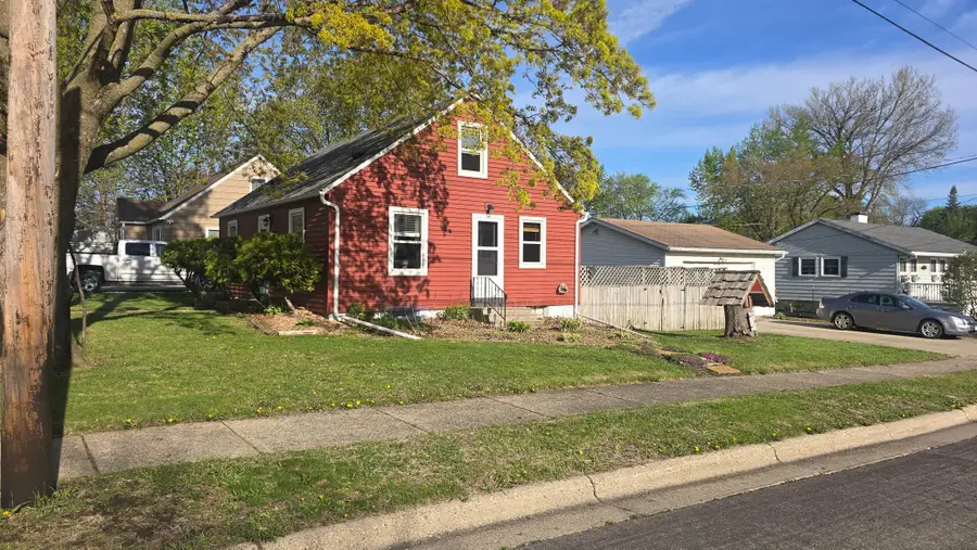 1302 W Clark Street, Albert Lea, MN 56007 - #3