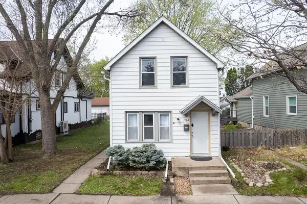 1124 5th Street Ne, Minneapolis, MN 55413