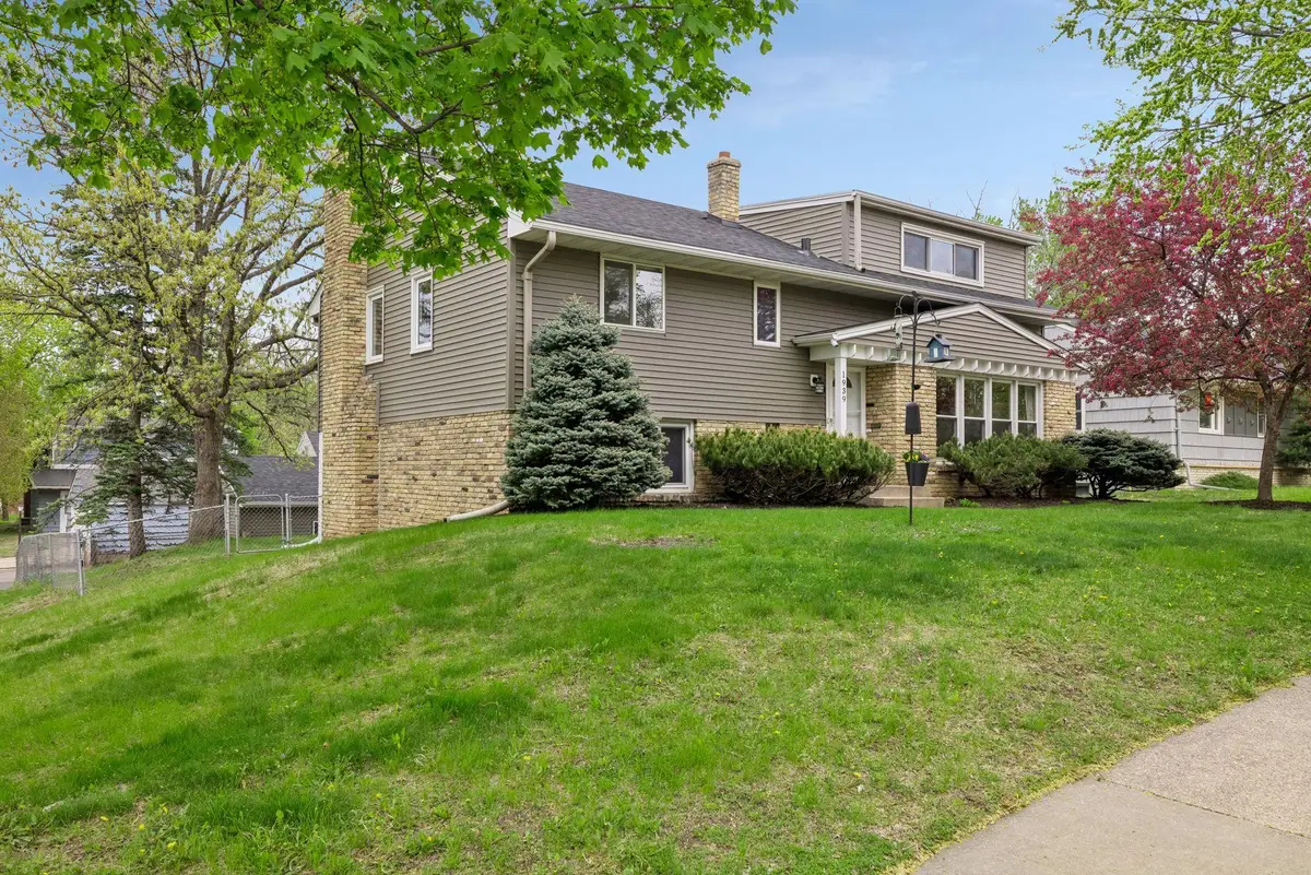 1939 Munster Avenue, Saint Paul, MN 55116 - #1