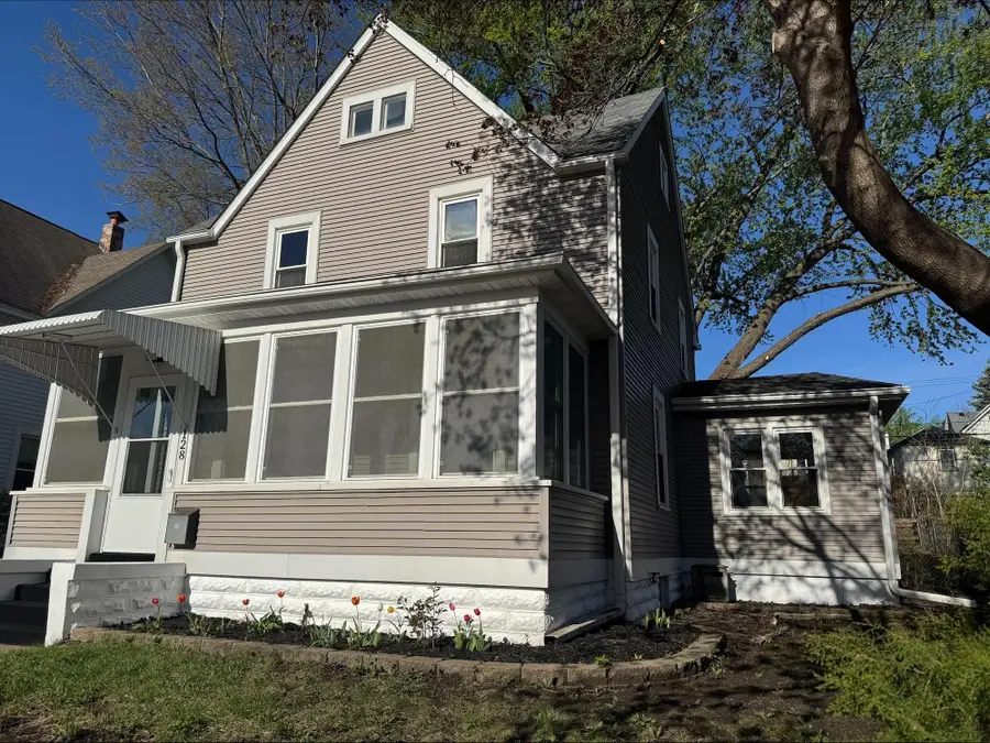 128 3rd Avenue S, South Saint Paul, MN 55075 - #3